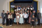 Gruppenfoto Mit Absolventen Und Ehrengästen